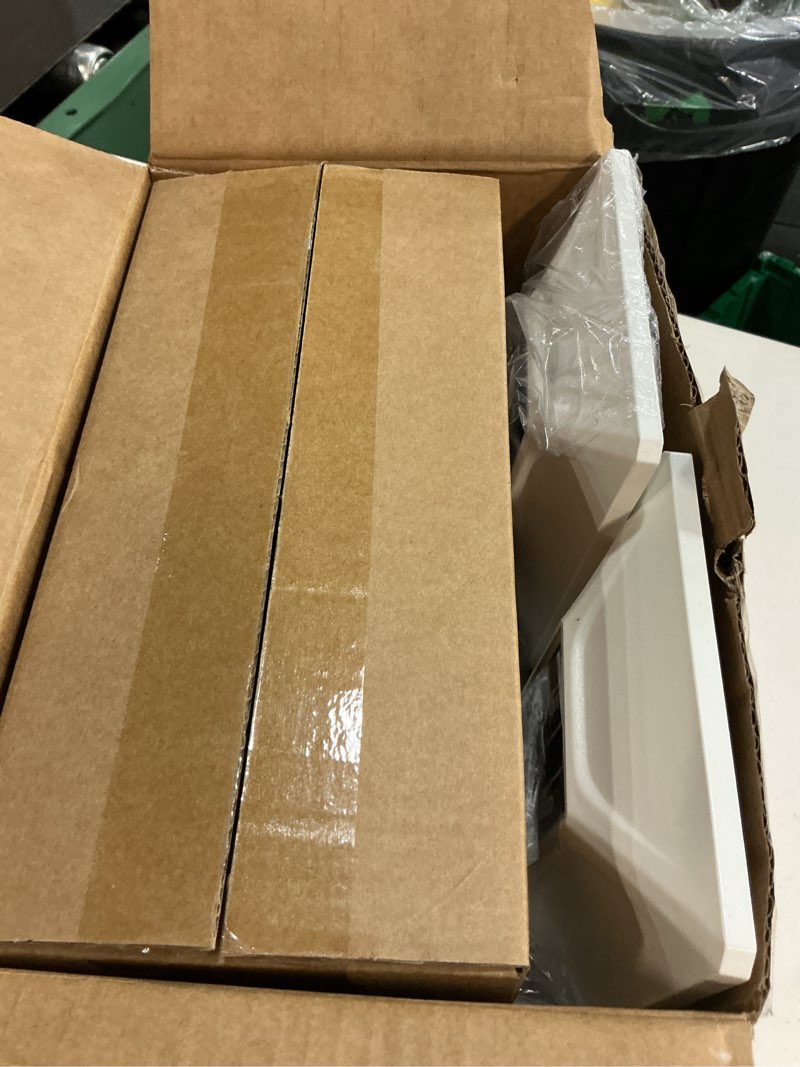 Condition photo showing Good Condition for 8 pack solar post cap lights, 2 mode bright solar post lights outdoor waterproof fence post cap lights, outdoor post lights solar powered deck light for 4x4 4.5x4.5 5x5 posts in garden decor