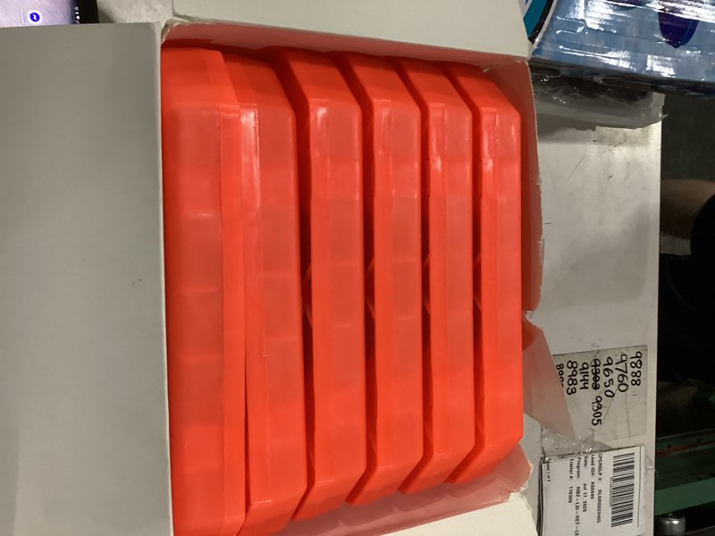 Condition photo showing New/Like New for tenkaiwick 18 inch 6 pack traffic cones,collapsible safety cones,multi purpose pop-up cones with reflective collar,orange cones for parking lot, driveway, driving training etc 18inch 6