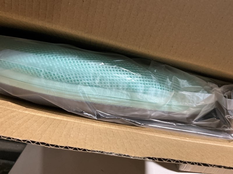 Condition photo showing Good Condition for Floor Chair Floor Cushion Folding Padded Gaming Chair Adjustable 5-Position Floor Seat with Back Support for Kids Adult Great for Gaming Reading Meditating Green