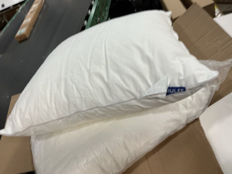 Condition photo showing Good Condition for MIULEE 20x20 Outdoor Pillows,Set Of 4 Throw Pillows Waterproof,Soft Support Throw Pillow Inserts Decorative Water Resistant Pillows For Patio Furniture And Garden