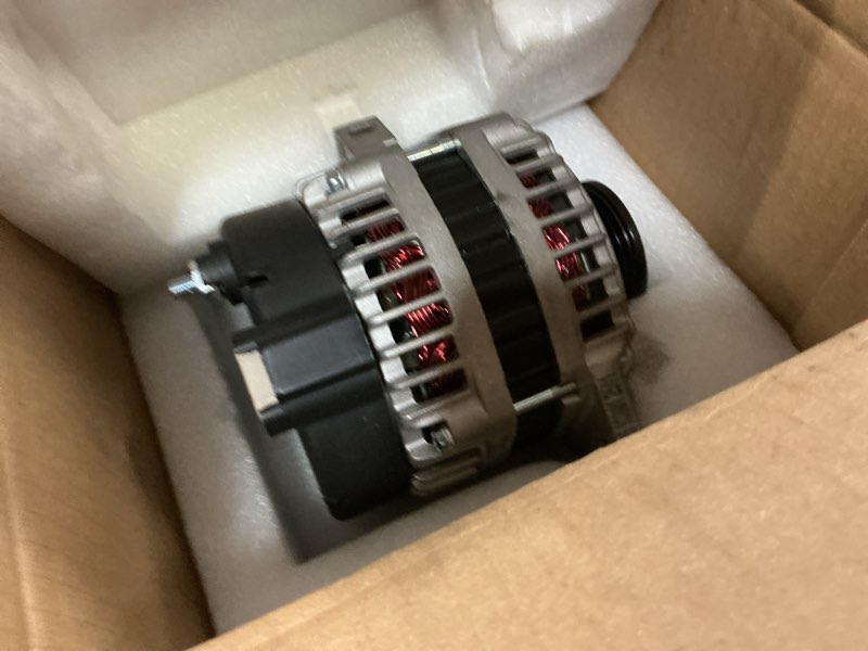 Condition photo showing New/Like New for roadfar new alternator replacement for hyundai accent 2006-2009 1.6l for tiburon 2004-2007 2.0l for tucson 2006-2009 2.0l 11011 90a 12v cw 4-groove pulley