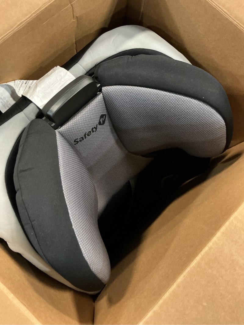 Condition photo showing Good Condition for safety 1st boost-and-go 3-in-1 harness booster car seat, high street