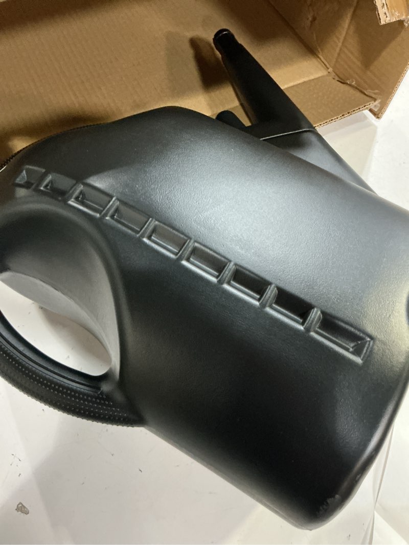 Condition photo showing Good Condition for amazon basics, watering can, black, 2.64 gallon capacity