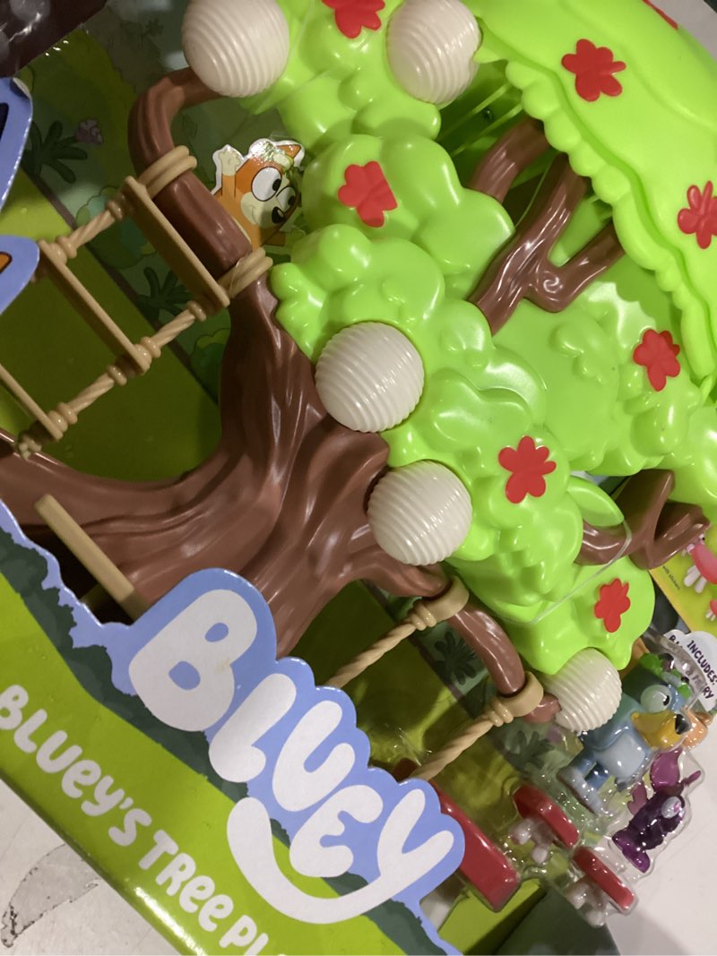 Condition photo showing Good Condition for Bluey 2-Sided Treehouse Playset, 11”, Action-Packed Tree Toys Set with 4 Accessories and 2.5” Articulated Figure, Animal Toys for Kids Ages 3+ Bluey & Tree Playset