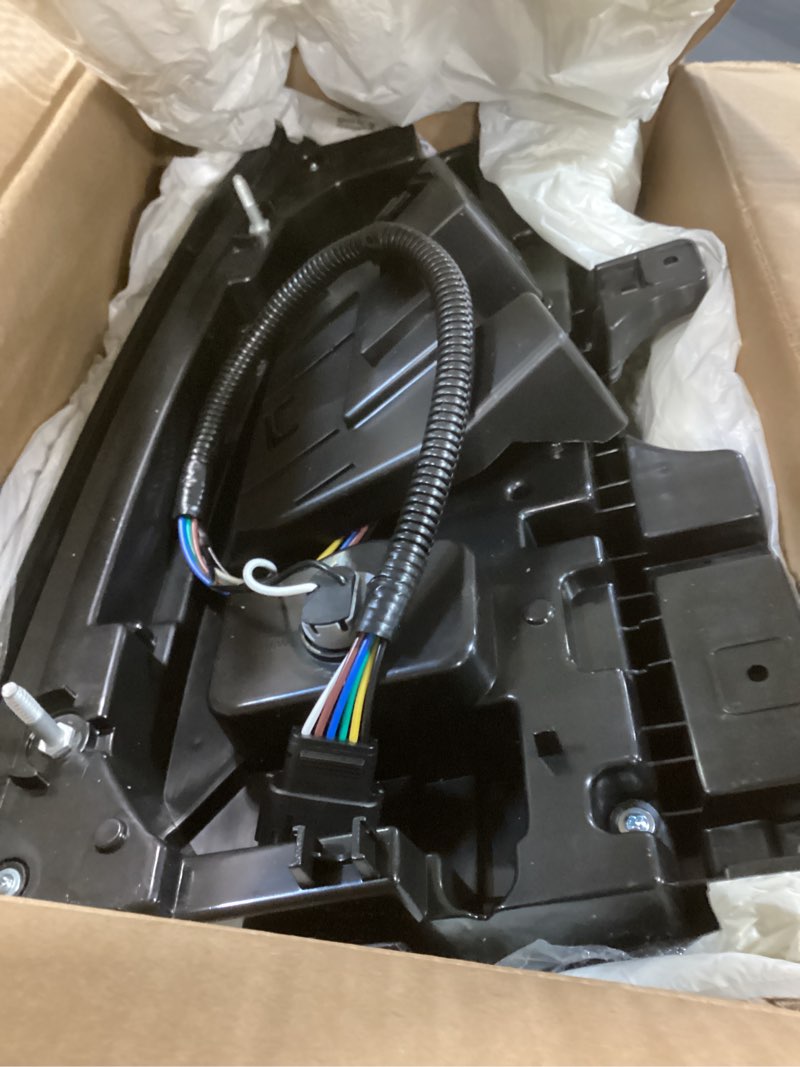 Condition photo showing New/Like New for tail lights assembly right passenger fit for gmc yukon yukon xl denali 2015 2016 2017 2018 2019 2020 rear led brake turn signal back up taillight replaces 84536243 gm2801268 23380460