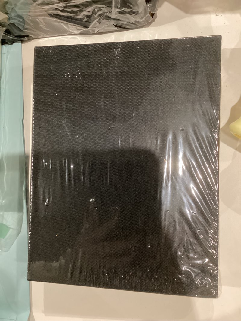 Condition photo showing New/Like New for Popotop Photo Album 4x6 200 Pockets for Wedding Gifts,Linen Hardcover Picture Albums for Family Anniversary Baby Vacation Pictures 200 Pockets Black