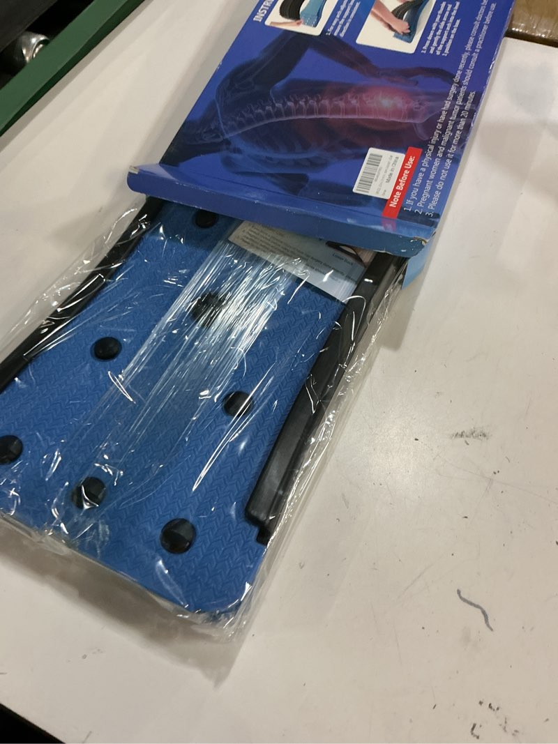 Condition photo showing New/Like New for Back Stretcher for Lower Back Pain Relief, Multiple Level Adjustable Arch Lumbar Back Cracker Board, Back Cracking Device, Back Massager for Scoliosis, Spine Decompression Support Blue
