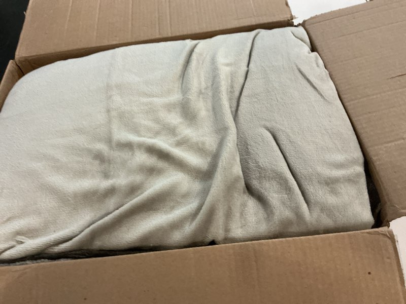 Condition photo showing Good Condition for Heated Blanket Electric Blanket King 90"x100" Dual Control Flannel Heating Blanket with 12 Heat Levels 12H Timer Auto Shut-Off Overheat Protection Soft & Cozy Machine Washable (King Size (90"x100"))