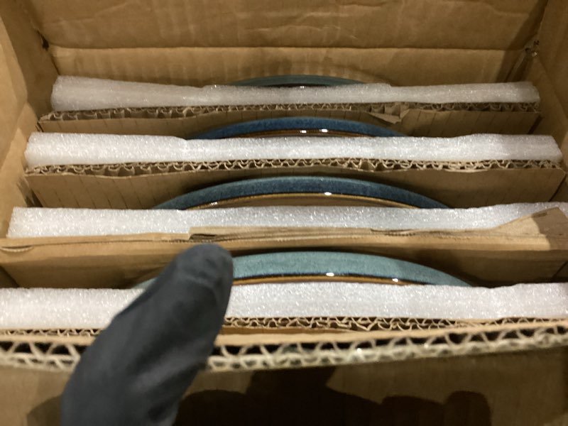 Condition photo showing Good Condition for GBHOME Ceramic Dinnerware Sets for 4, 12 Pieces Stoneware Plates and Bowls Sets, Reactive Glaze Dishes -Scratch Resistant, Dishwasher&Microwave Safe, Space Blue Space Blue Service for 4(12Pcs)