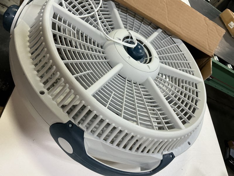 https://lotting-media.assets.bidfta.com/lotting_bdca55c9-d64c-410b-b1f4-6f34311a5512