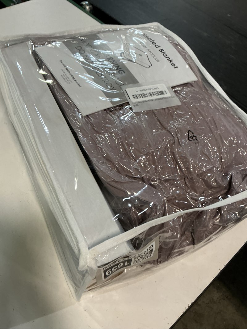 Condition photo showing New/Like New for electric heated blanket 90"×100" king size, breathable-soft microplush for bed, office, study, 4 heating levels & 10h auto-off, dual controller, machine washable, energy efficient - dark pink 04-dark pink king size (90"x100")
