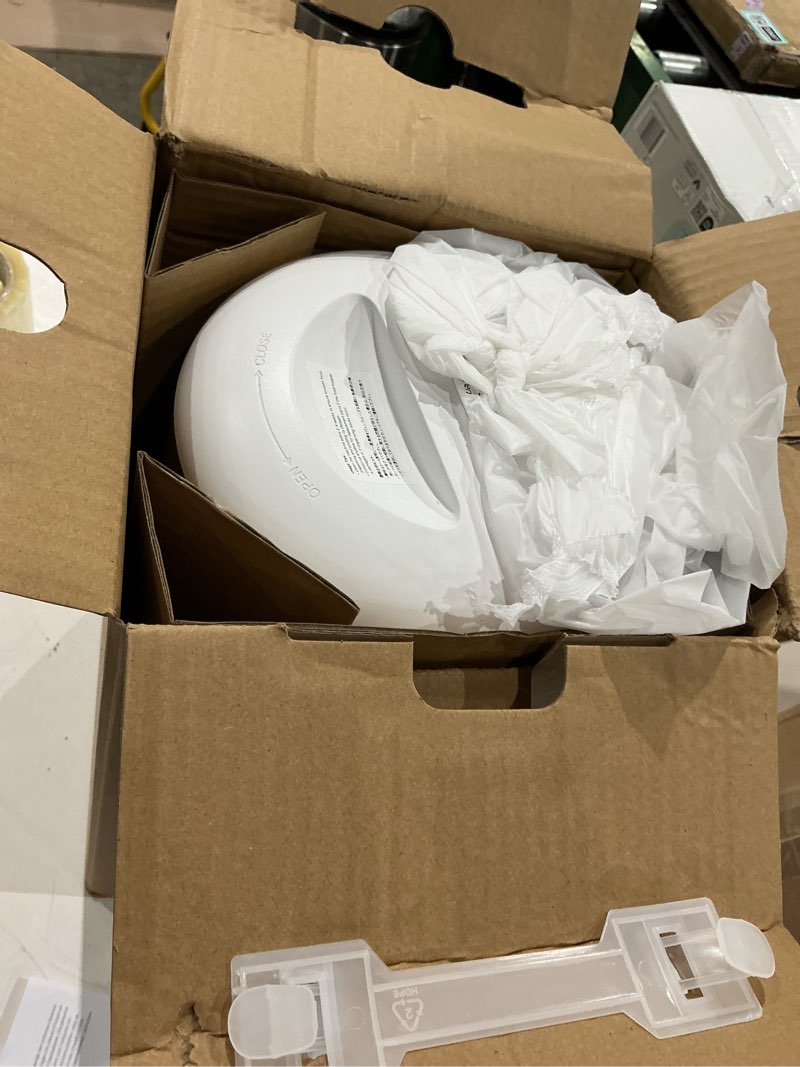 Condition photo showing As Is for automatic cat feeder with camera, 3mp hd video & night vision, 5g/2.4g wifi smart pet feeder with app control, 2-way audio, motion alerts, low food sensor, timed cat feeder for cats & dogs, 4l 4l with 3mp camera