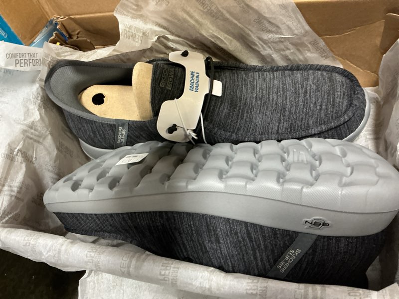 Condition photo showing New/Like New for skechers men's go walk max free hands slip-ins sneaker 14 charcoal/black