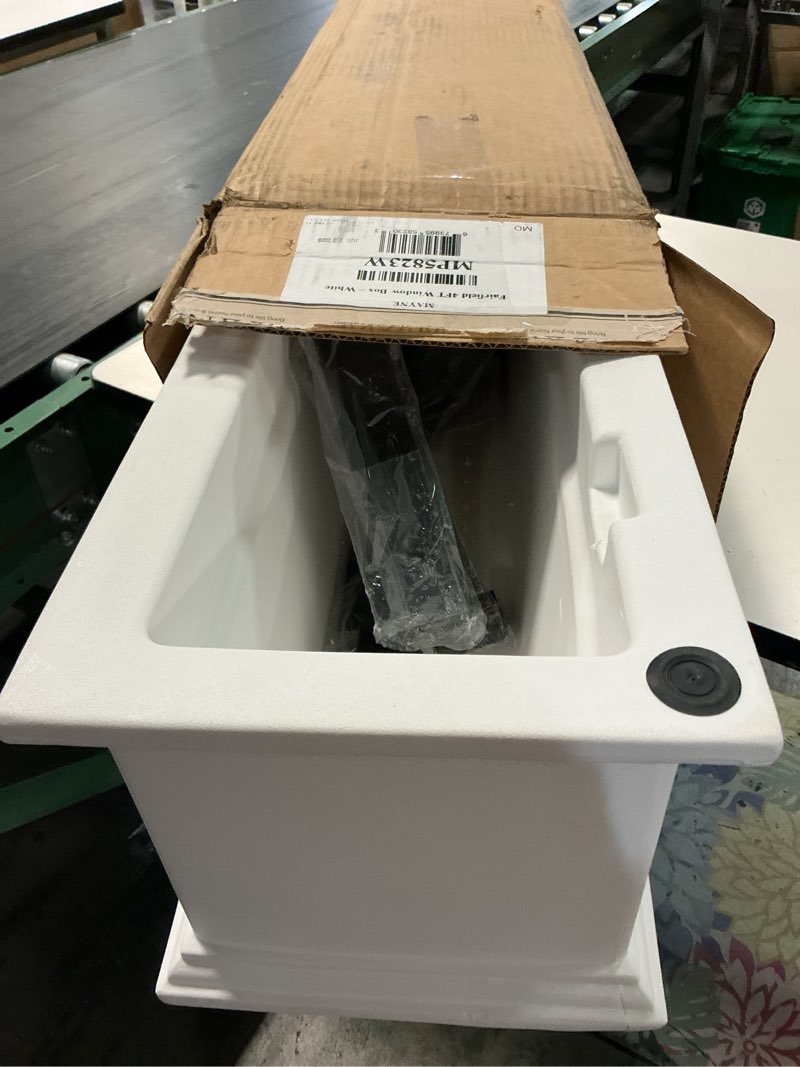 Condition photo showing New/Like New for mayne fairfield 4ft window box - white - durable self watering resin planter with wall mount brackets, plastic (5823-w) white 4 ft