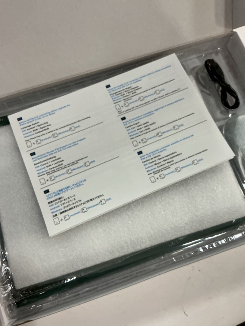 Condition photo showing New/Like New for LAMA Keyboard Case with Mouse for iPad Air 11 inch 2025 7th/2024 6th & 10.9 -inch iPad Air 4th/5th Generation, Folio Keyboard Cover with Pencil Holder for 11 inch iPad Pro (4th/3rd/2nd/1st Gen), DGN