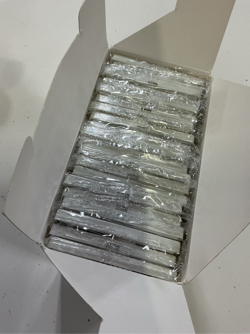 Condition photo showing New/Like New for cml 1-gang decorator screwless wall plates, 20 pack mid-size outlet covers for electrical outlets and switches, midway size 4.88" x 3.12", gloss white, ul listed 1-gang 20 pack