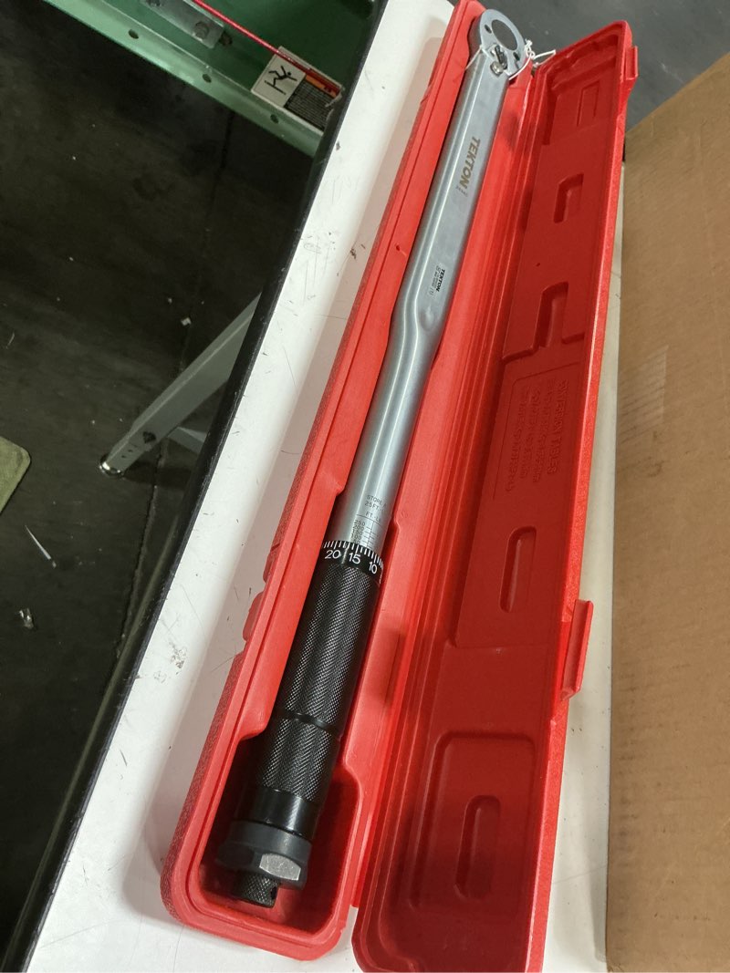 Condition photo showing Good Condition for tekton 1/4 inch drive 90-tooth dual-direction micrometer torque wrench (20-200 in-lb) | trq50402 1/4 in. 20 - 200 in-lb