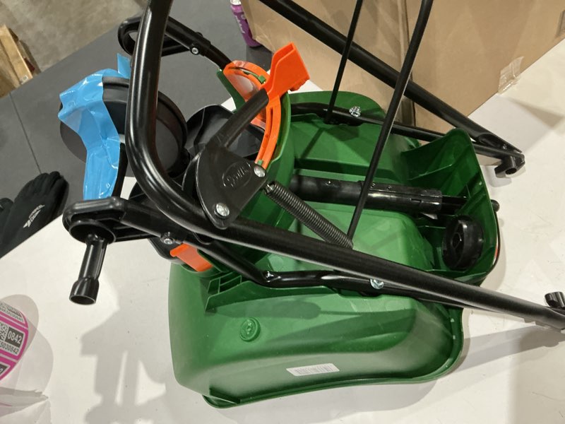 Condition photo showing As Is for scotts turf builder edgeguard mini broadcast spreader