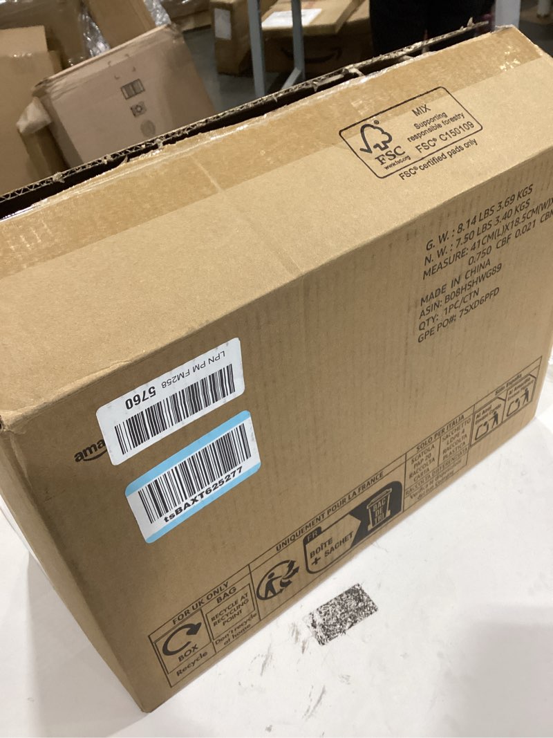 Condition photo showing Good Condition for Amazon Basics Leak-Proof Dog and Puppy Potty Training Pee Pads with Quick-Dry 5-Layer Surface, Standard Absorbency, Giant Size, 27.5 x 44 Inch, Blue & White, 40-Pack Giant (40 Count)