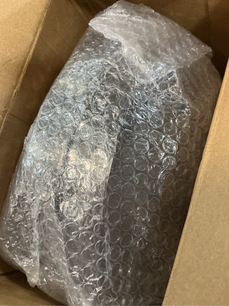 Condition photo showing New/Like New for sut 100pcs clear plastic plates, hammered plates disposable heavy duty, clear disposable plates with gold rim, fancy plastic plates include 50 dinner plate and 50 dessert plate for wedding clear 100pcs