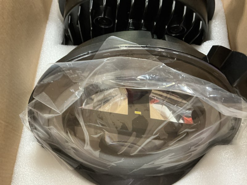 Condition photo showing New/Like New for YEEGO DIRECT LED Headlights Halo Ring Angel Eyes Daytime Running Light DRL Turn Signal High/Low Beam for Wrangler Headlight Black 9 Inch