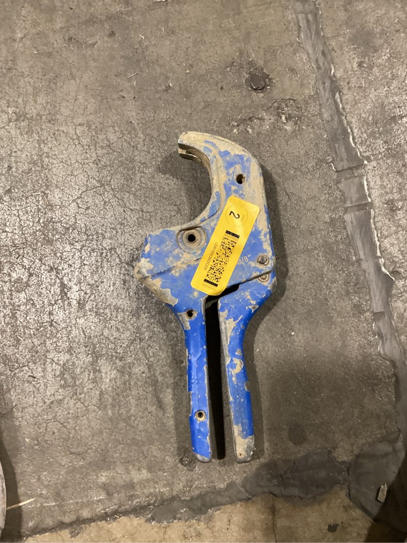 Condition photo showing As Is for pvc pipe cutter, up to 2-1/2", ratchet pipe cutter heavy-duty, pex cutting tool for cutting pex, pvc, ppr plastic hoses and plumbing pipe with deburring tool