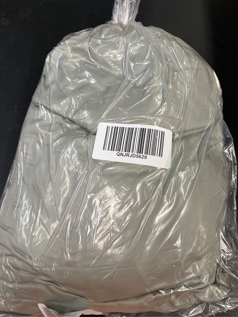 Condition photo showing Good Condition for bamboo fitted sheet set, king, eucalyptus
