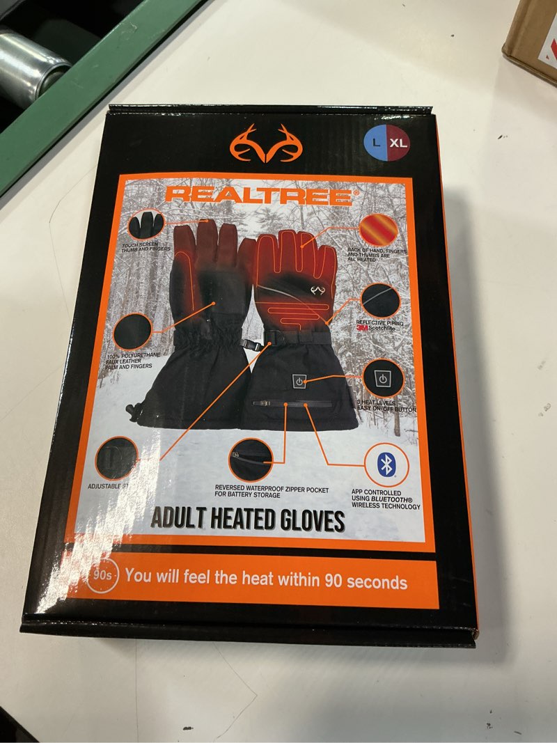 Condition photo showing New/Like New for realtree adult heated gloves  size: l/xl
