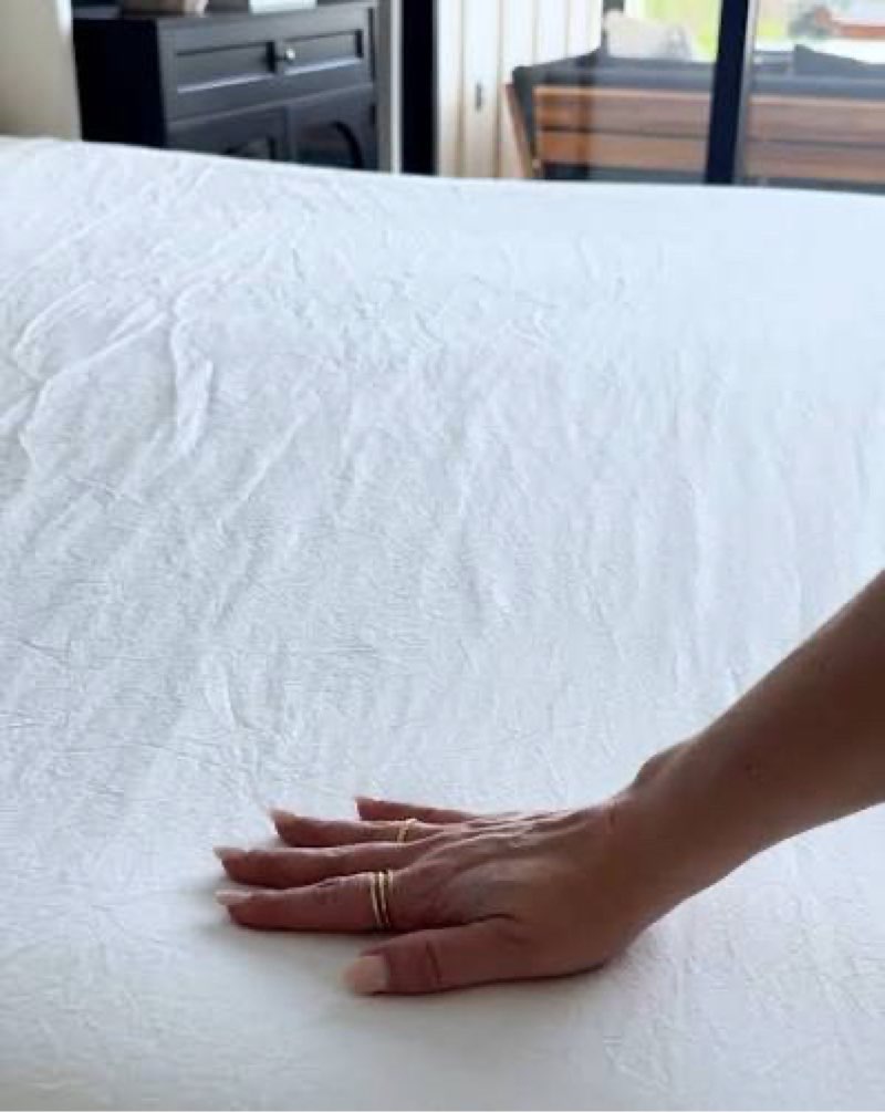 Quince Cal King White Comforter