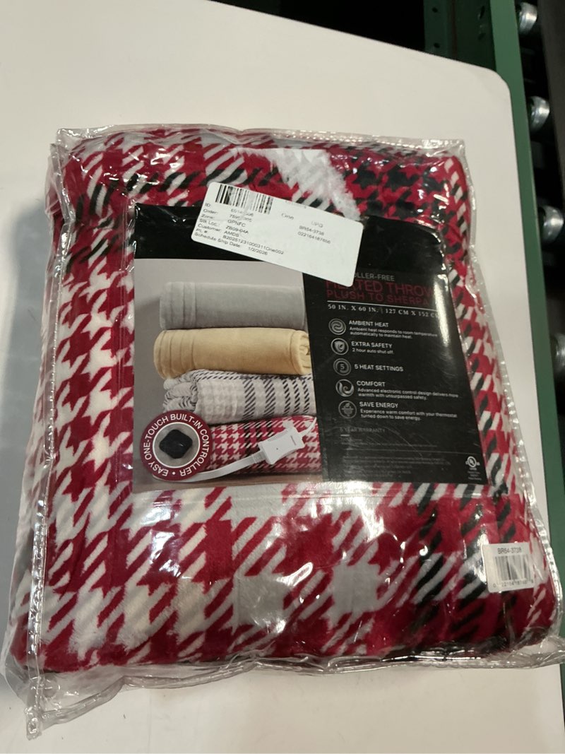Condition photo showing New/Like New for Beautyrest Plush to Sherpa Reversible Electric Blanket, Built-in Soft Button Controller, Auto Shut Off, Multi Heat Setting, UL Certified, Machine Washable Heated Throw, 50x60 Red Plaid