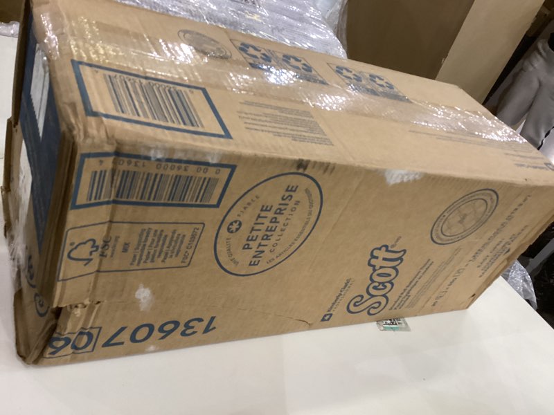 Condition photo showing New/Like New for Scott Essential 2-Ply Toilet Tissue 20 per Case 13607