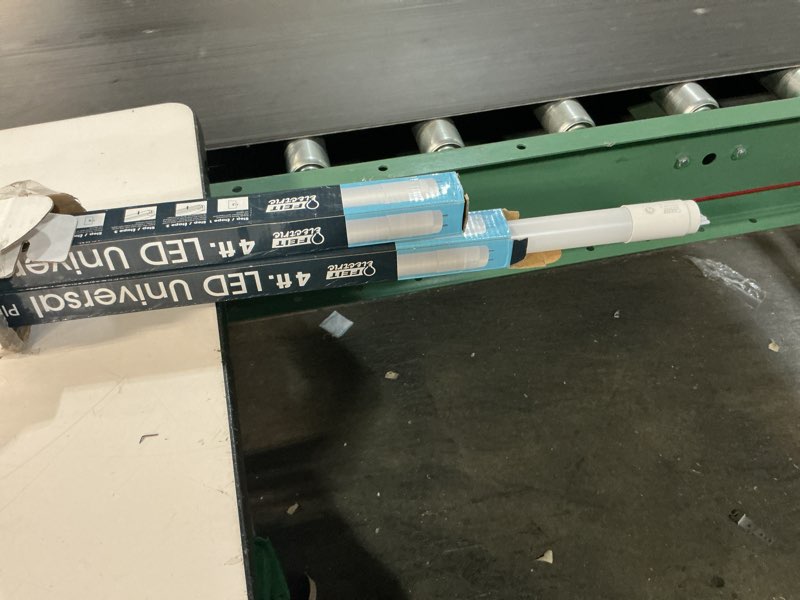 Condition photo showing As Is for feit electric 8578395 4 ft. 5k t8-12 linear led light bulb (set of 2)