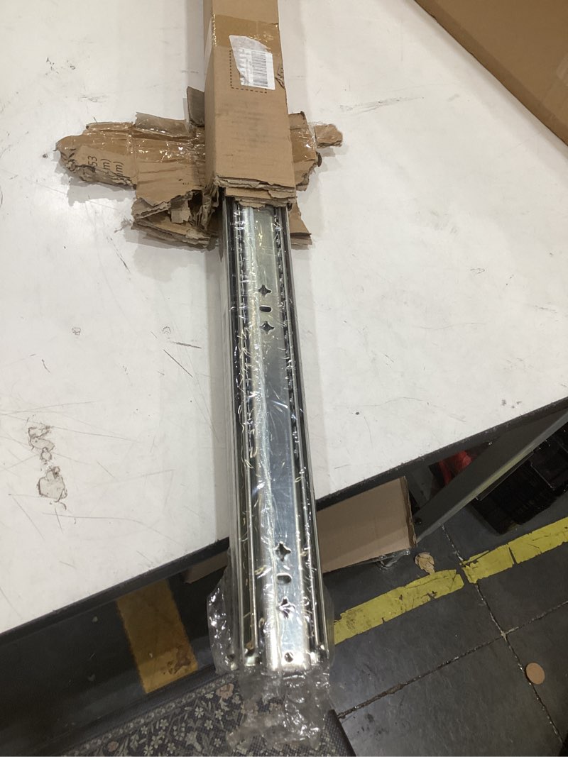 Condition photo showing Good Condition for heavy duty drawer slides full extension locking runners with lock 16 18 20 22 24 26 28 30 32 34 36 38 40 inch side mount ball bearing rails 500 lb (load:250 lb (no lock) -w:53mm, 22 inch) load:250 lb (no lock) -w:53mm 22 inch