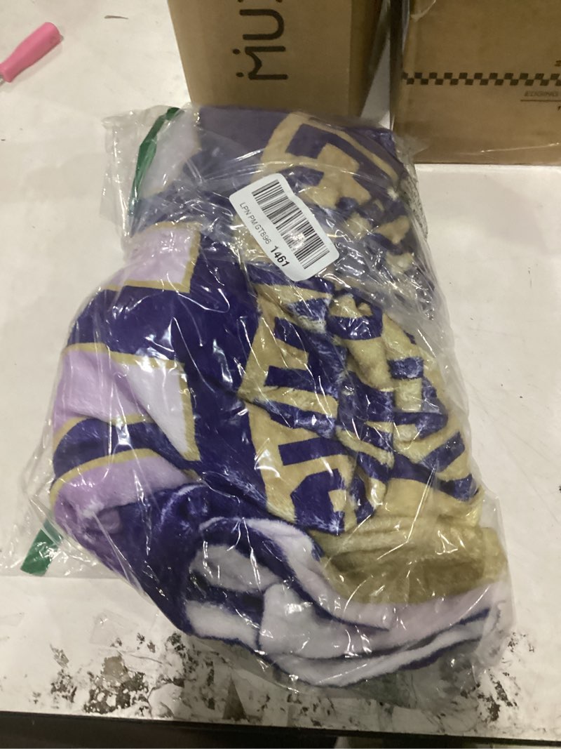 Condition photo showing As Is for northwest james madison dukes ncaa bevel silk touch throw blanket 50x60 inches james madison dukes bevel