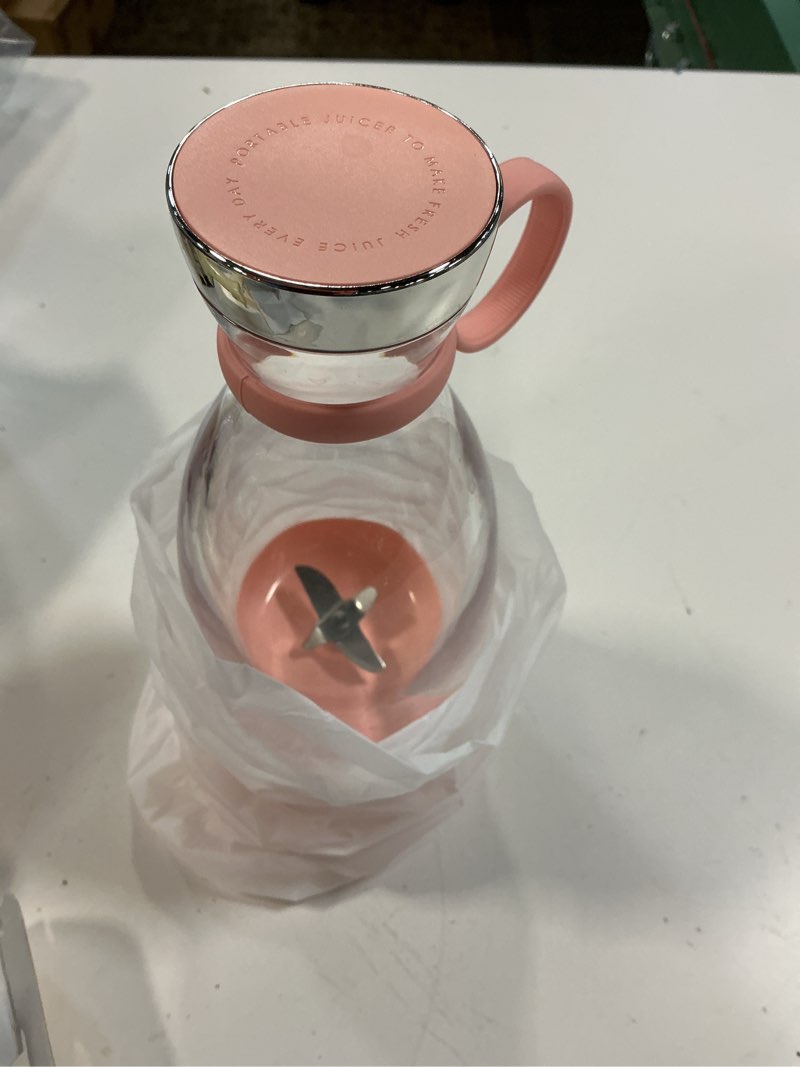 Condition photo showing Good Condition for asa vea portable blender, mini blender for smoothies and shakes with 4 blades, 11 oz personal size blender with travel lid and usb rechargeable for kitchen, office, gym (pink) pink-350ml