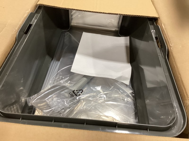 Condition photo showing Good Condition for woofigo enclosed stainless steel cat litter box with lid, xl extra large litter box for big cats, metal litter pan high sided, never absorbs odors, anti-urine leakage, easy cleaning, include scoop 5 - dark gray (pack of 1)