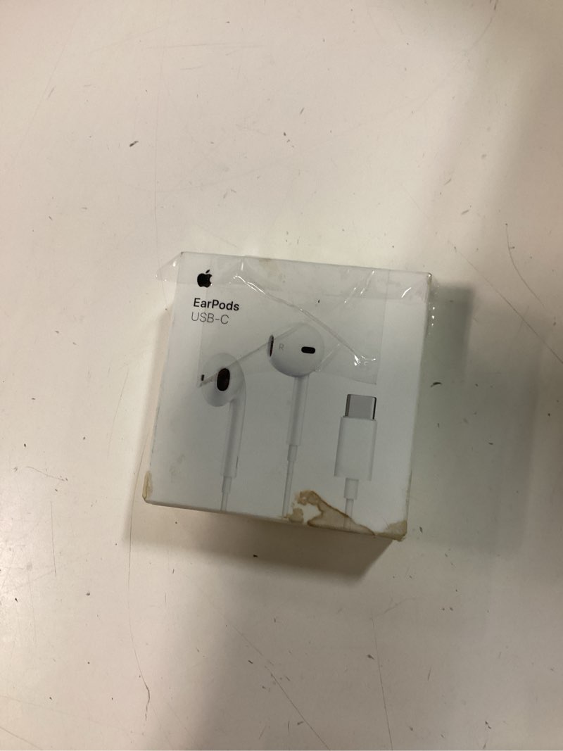 Condition photo showing New/Like New for apple earpods usb-c