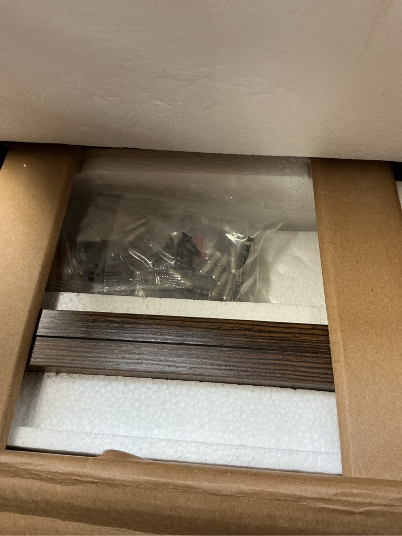 Condition photo showing Good Condition for storage bockshelf sg-5lwd-rust made in china