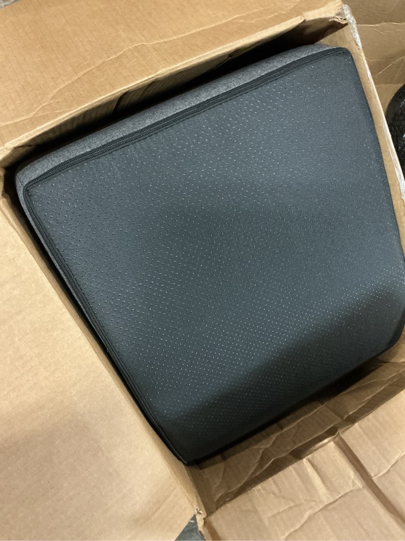 Condition photo showing Good Condition for gardner pet 4-step dog stairs for small dogs 18.5" h, curved 4-step pet stairs, dog steps for high bed (18-20 in), couch with durable non-slip waterproof fabric cover and certipur-us certified foam grey 4 28"d x 15.7"w x 18.5"h