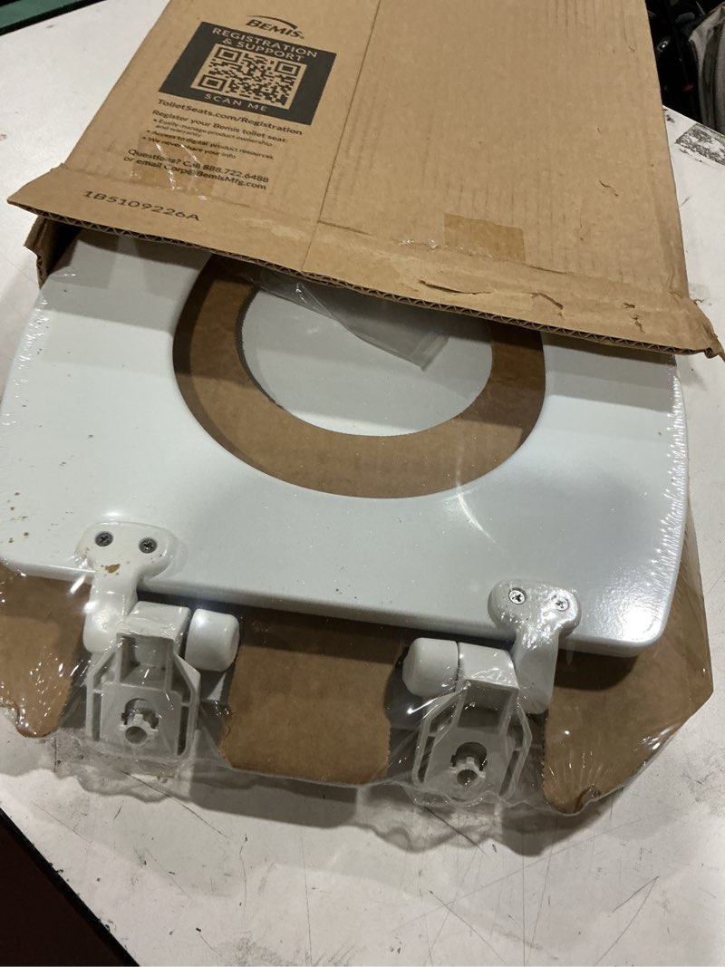 Condition photo showing Good Condition for mayfair linden slow close toilet seat, non slip heavy duty wood, easy install, elongated, white