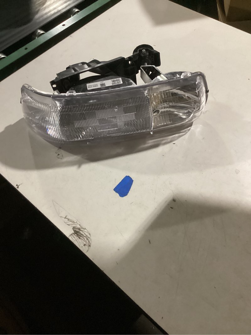 Condition photo showing As Is for For Chevrolet Chevy Silverado 1500 2500 3500 1999-2002/Tahoe 2002-2006/Suburban 2000 2001 2002 2003 2004 2005 2006 Headlight Lamp Halogen Driver Left Side Driver Side (Left)