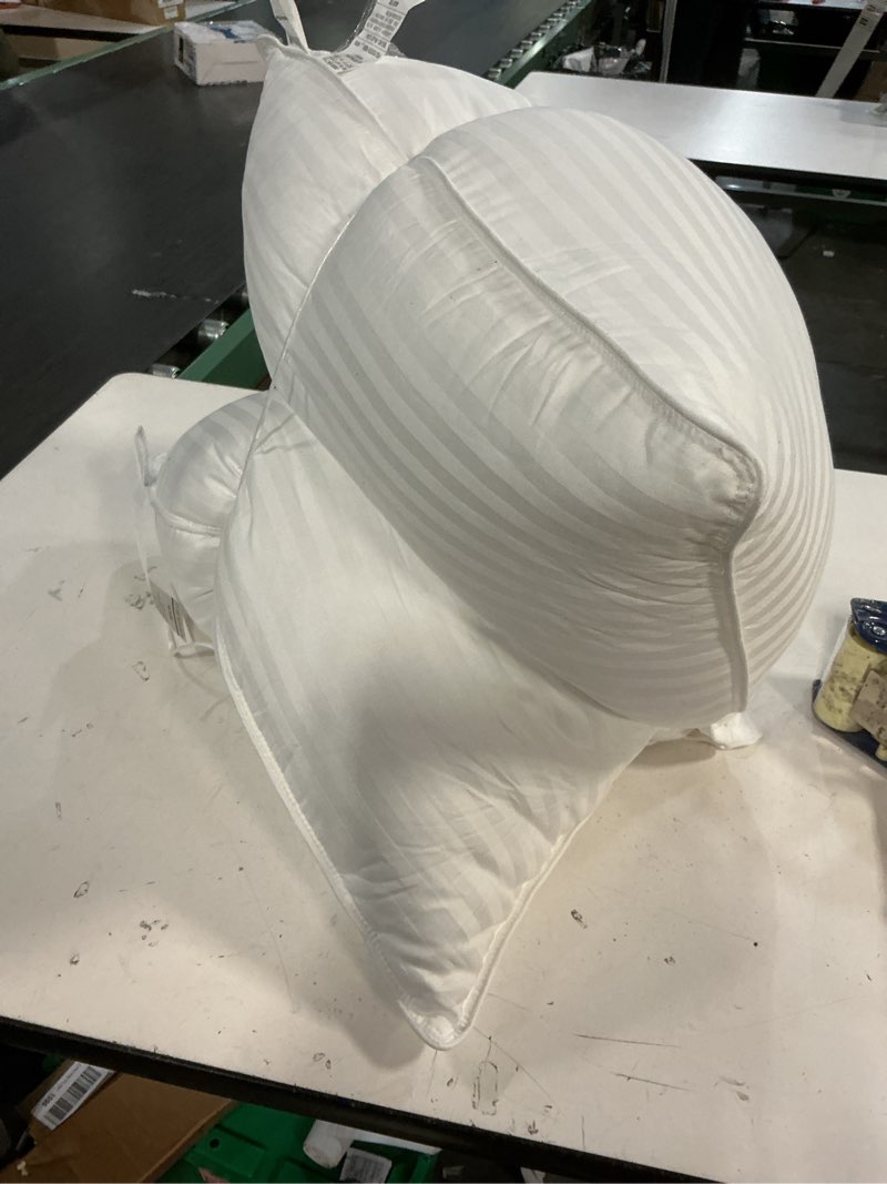 Condition photo showing Good Condition for beckham hotel collection bed pillows standard/queen size set of 2 - original soft down alternative pillow for sleeping - soft support for back, stomach or side sleepers queen / standard white