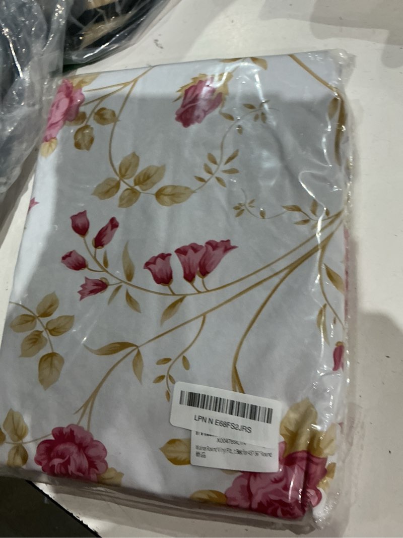 Condition photo showing Good Condition for walrus round vinyl fitted tablecloth with flannel backing elastic edge design table cover waterproof oil-proof pvc table cloth stain-resistant best for 45"-56" round flowers 56" (round)