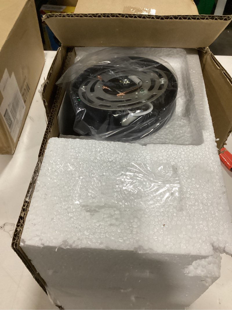 Condition photo showing Good Condition for 2-Light Bathroom Light Fixtures, Black Modern Vanity Lights with Clear Glass Shade, Bathroom Wall Lamp for Mirror Kitchen Living Room Hallway Cabinet Porch Matte Black 2-Light