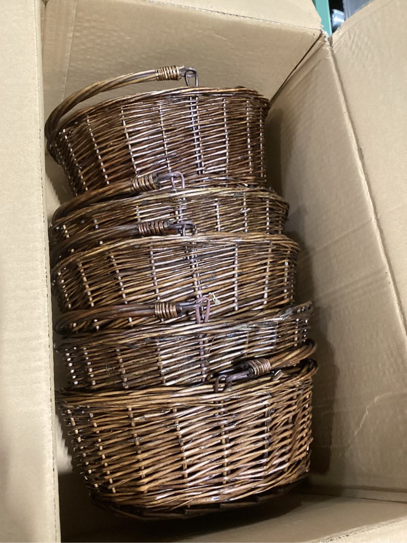Condition photo showing Good Condition for barydat 6 pcs small wicker picnic basket with handle flower girl baskets oval willow woven braided gift basket for easter weddings baby shower home garden decor (brown,12'' x 9'' x 5'') 6 brown 12'' x 9'' x 5''