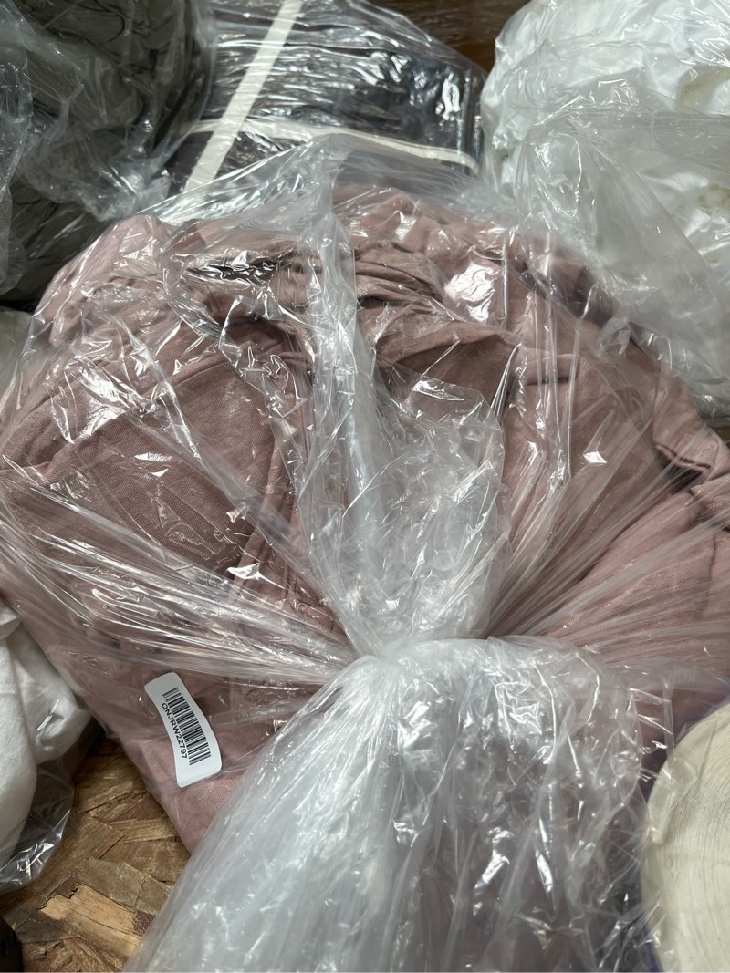 Condition photo showing Good Condition for european linen duvet cover set, king, dusty mauve