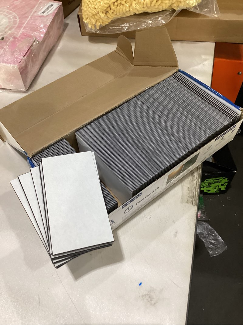 Condition photo showing New/Like New for Art3d 102-Piece Peel and Stick Wall Tile for Kitchen Backsplash, Bathroom, Fireplace, 3in. × 6in. Stick on Subway Tile, Glossy White 3" X 6“ Glossy White 102