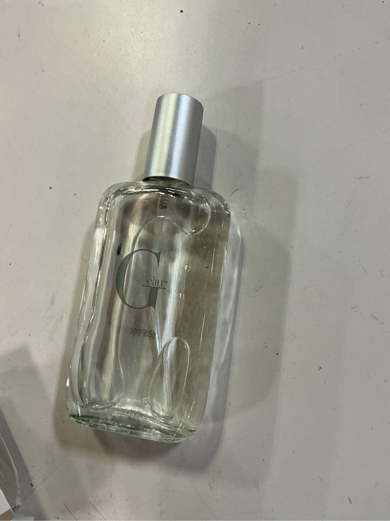 Condition photo showing Good Condition for belcam g eau men's eau de toilette spray, fresh aquatic scent, 3.4 fl oz
