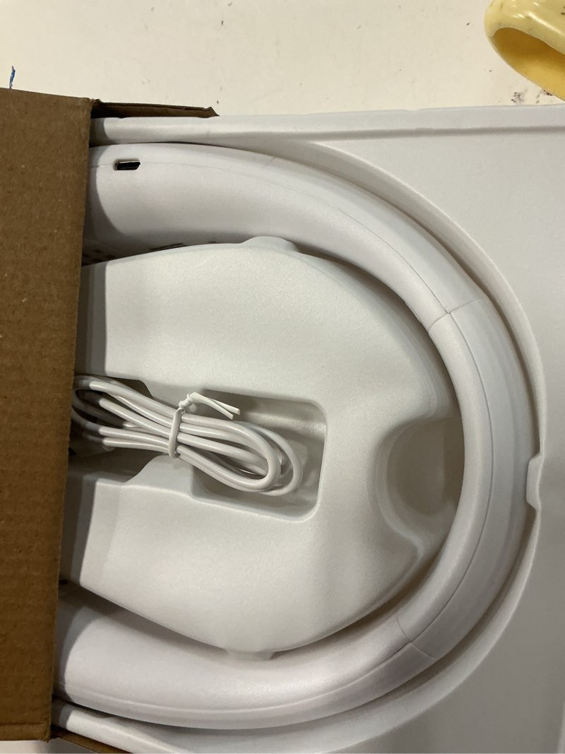 Condition photo showing New/Like New for arctic air freedom neck cooler, portable neck fan with 3 fan speeds, usb charging, 6-hour battery