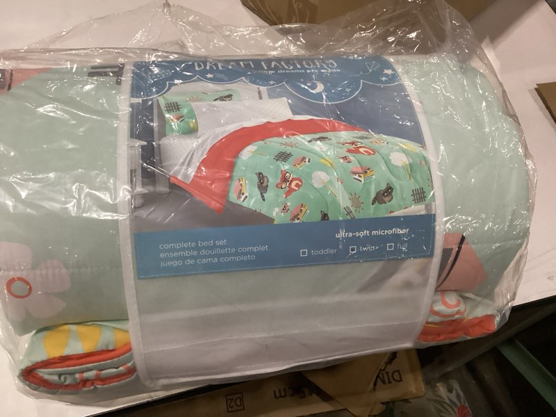 Condition photo showing New/Like New for dream FACTORY Kids 5-Piece Complete Set Easy-Wash Super Soft Microfiber Comforter Bedding, Twin, Green Woodland Friends Green Woodland Friends Twin